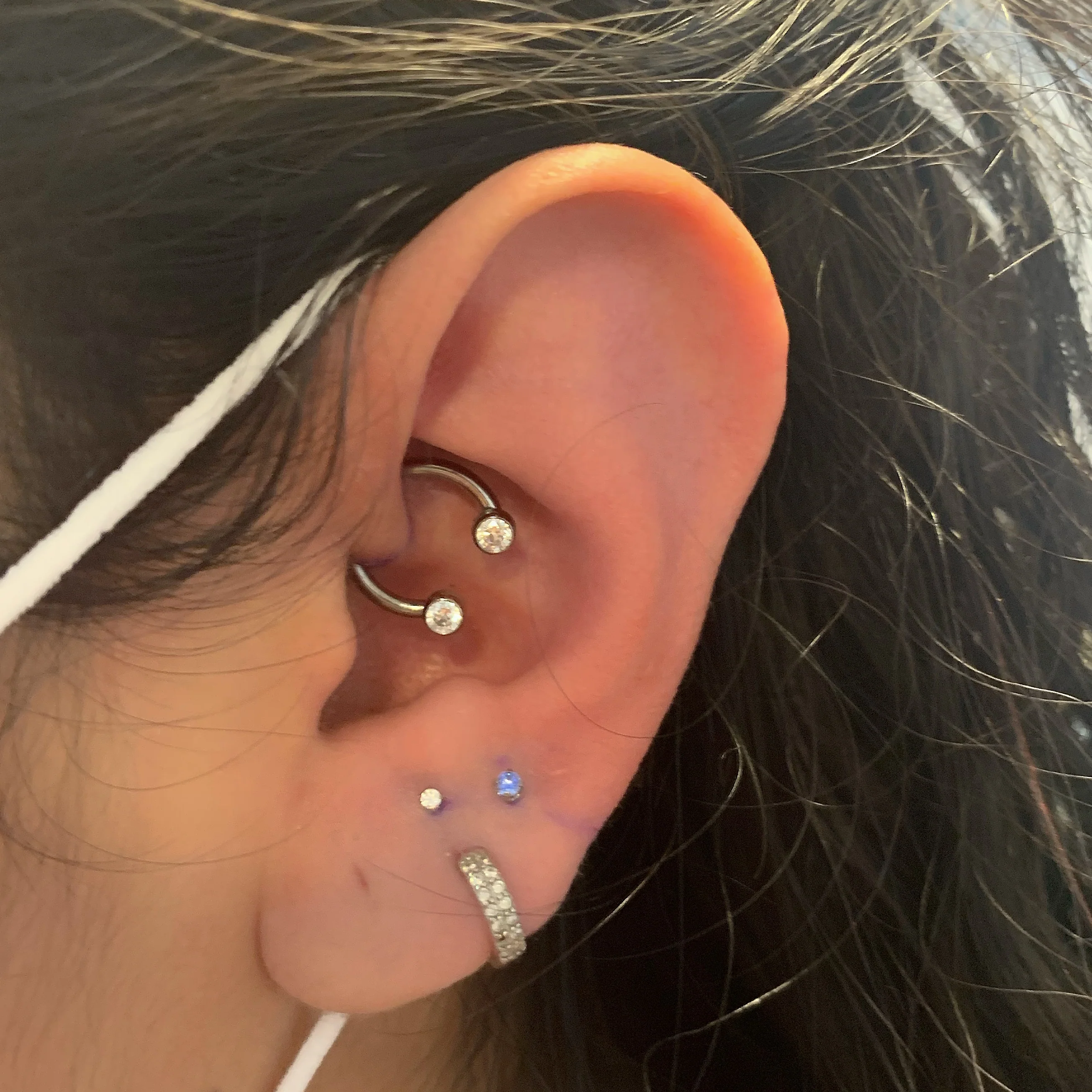 Anatometal Titanium Circular Barbell - Image 2