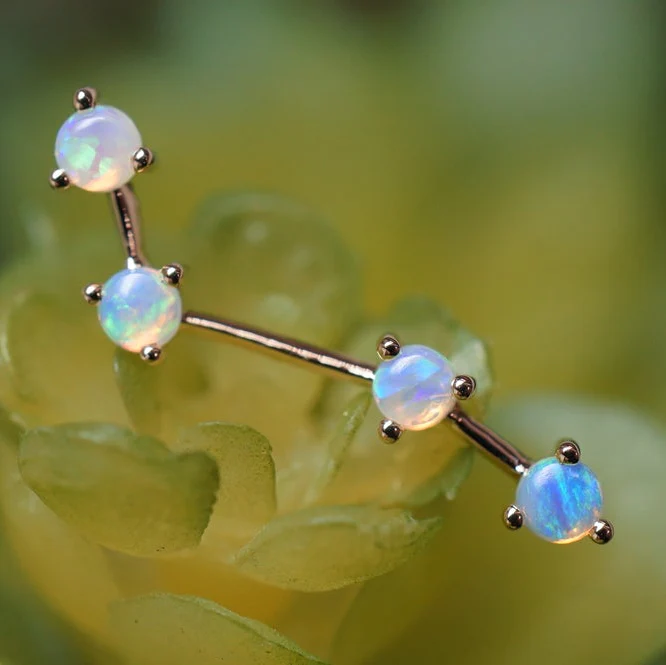Modern Mood Astera 4 - Cabochon Gemstone