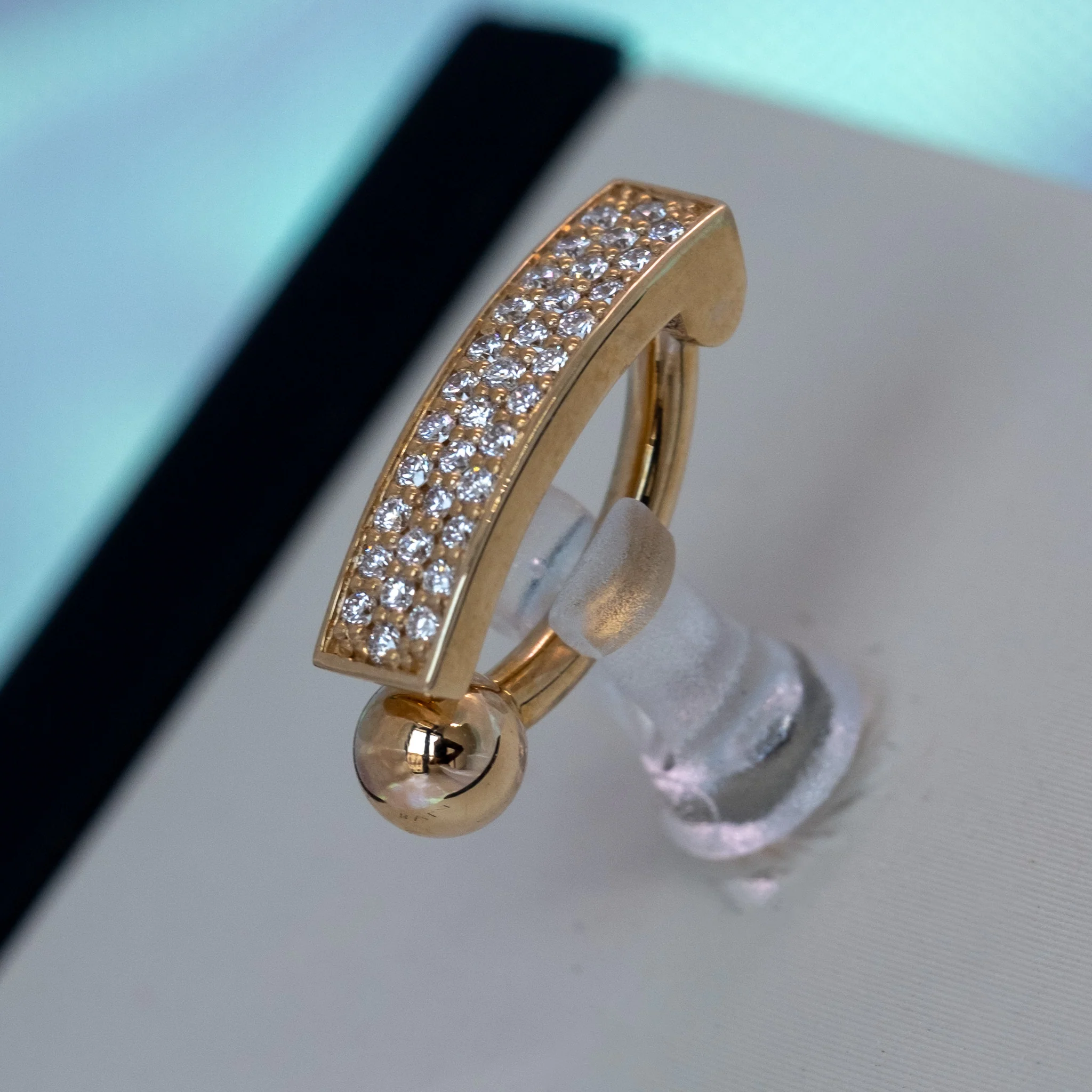 BVLA Kenari - Navel Stud