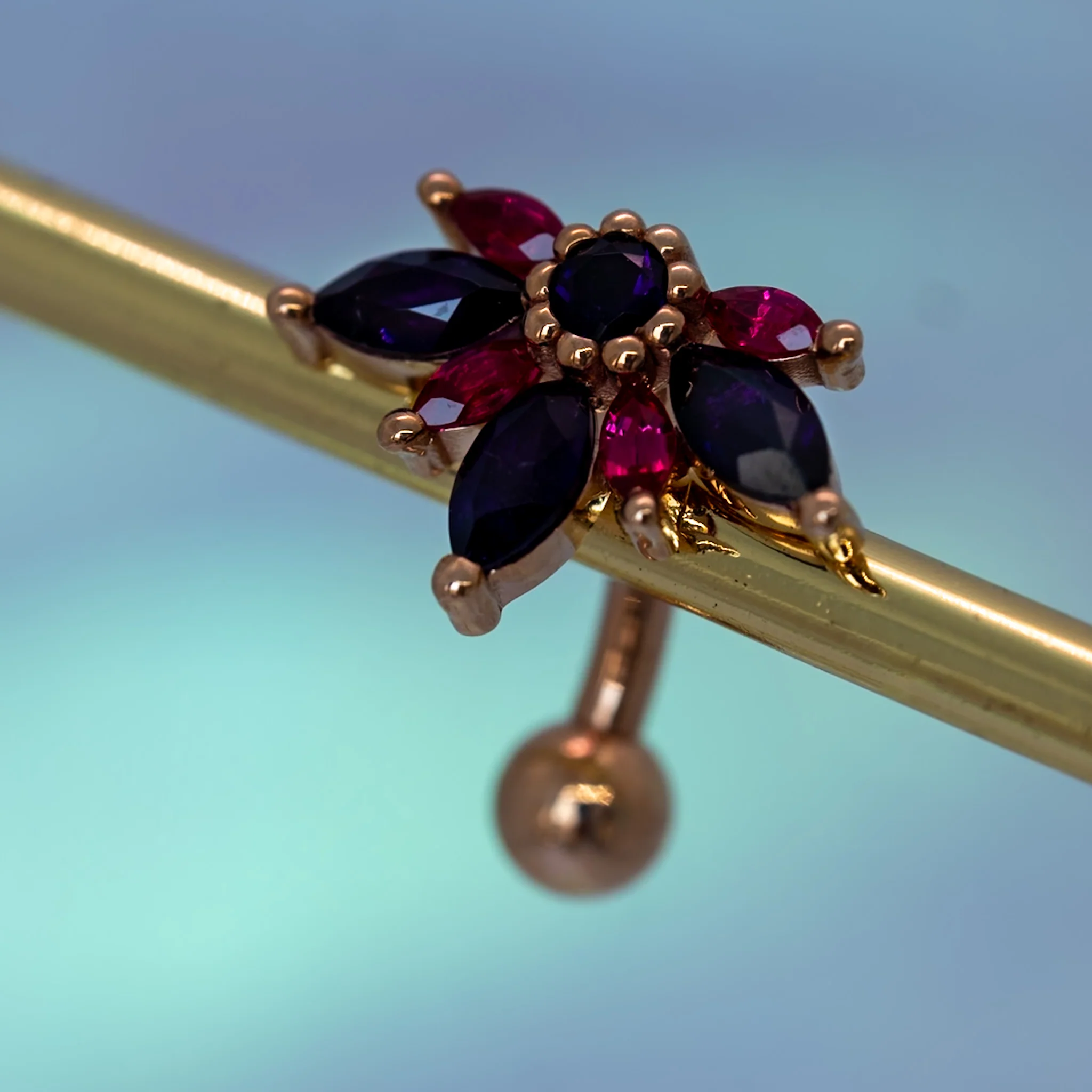 BVLA Large Starling Toploader - Navel Stud