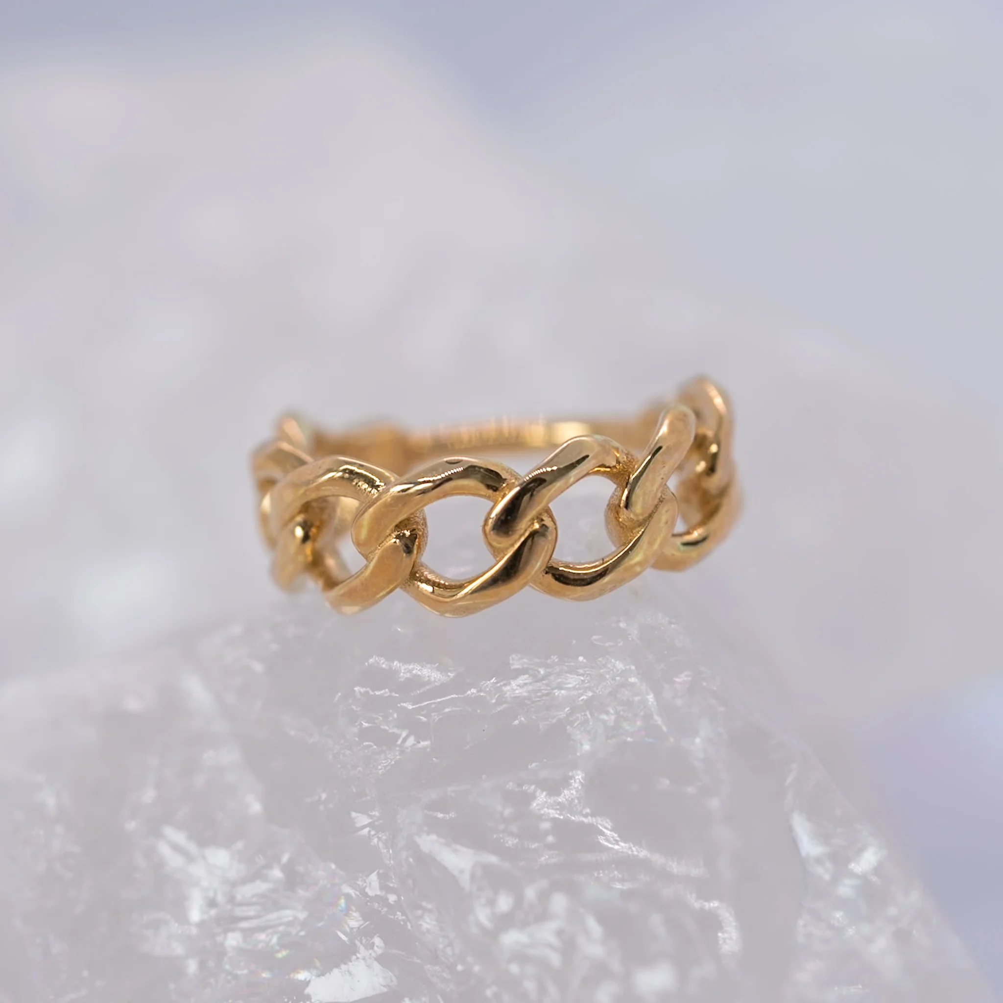 BVLA Miami Hinge Ring