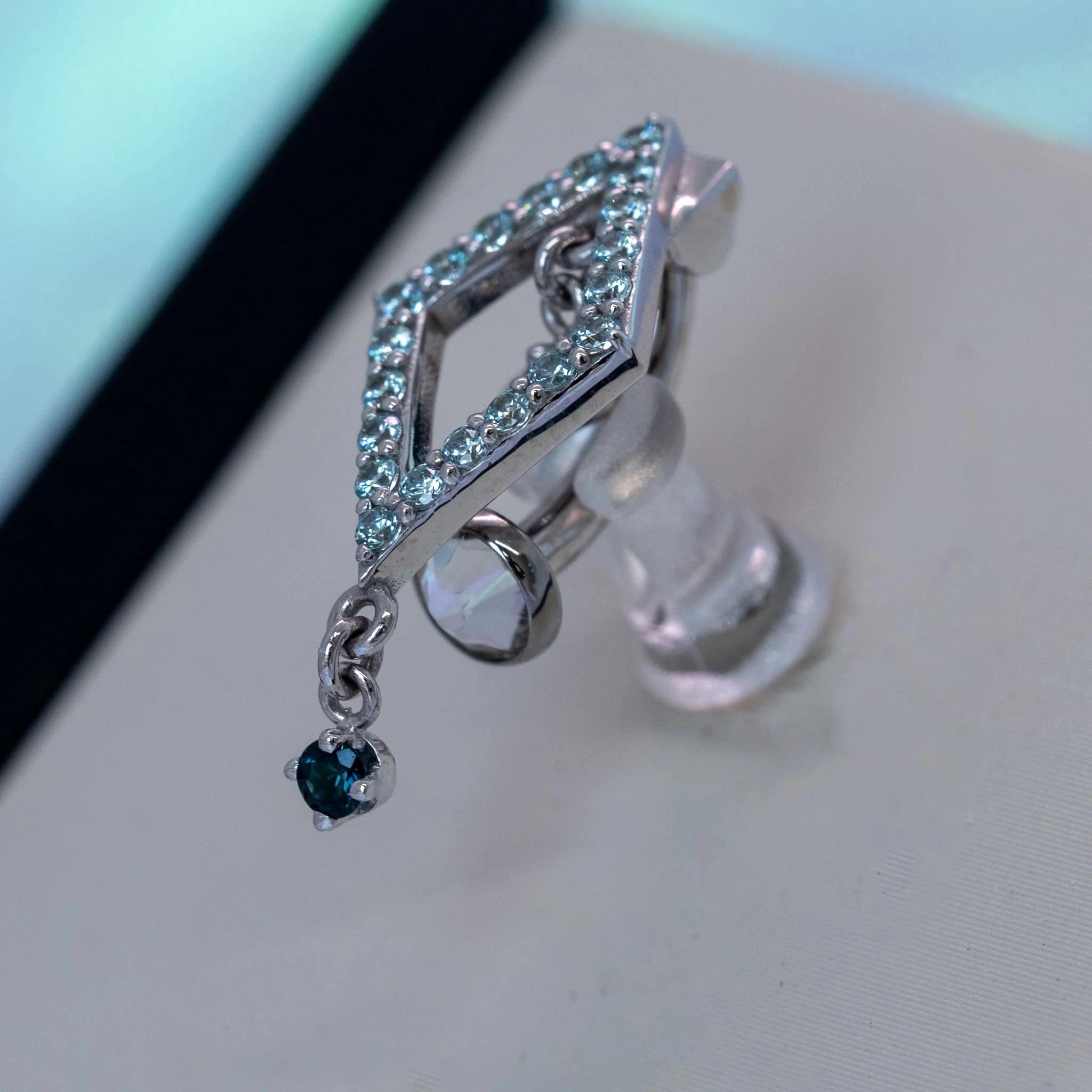 BVLA Pallas - Navel Stud