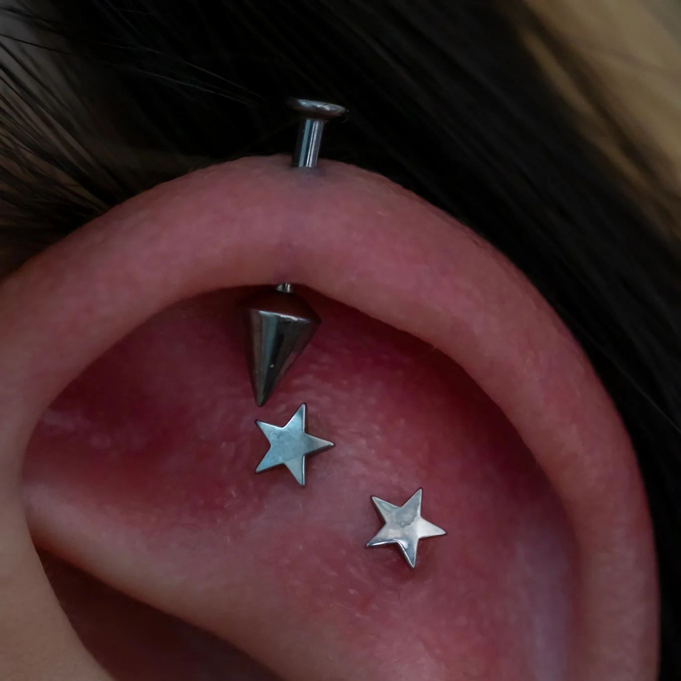 Vertical Helix Piercing - Image 3