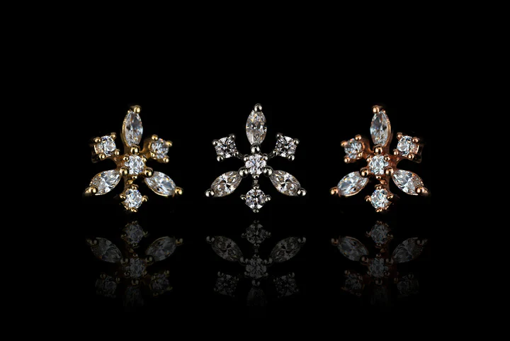 Junipurr Jewelry Gold Snowflake - Anna - Image 2