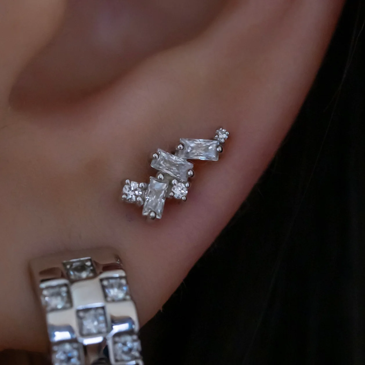 Lobe Piercing - Image 8