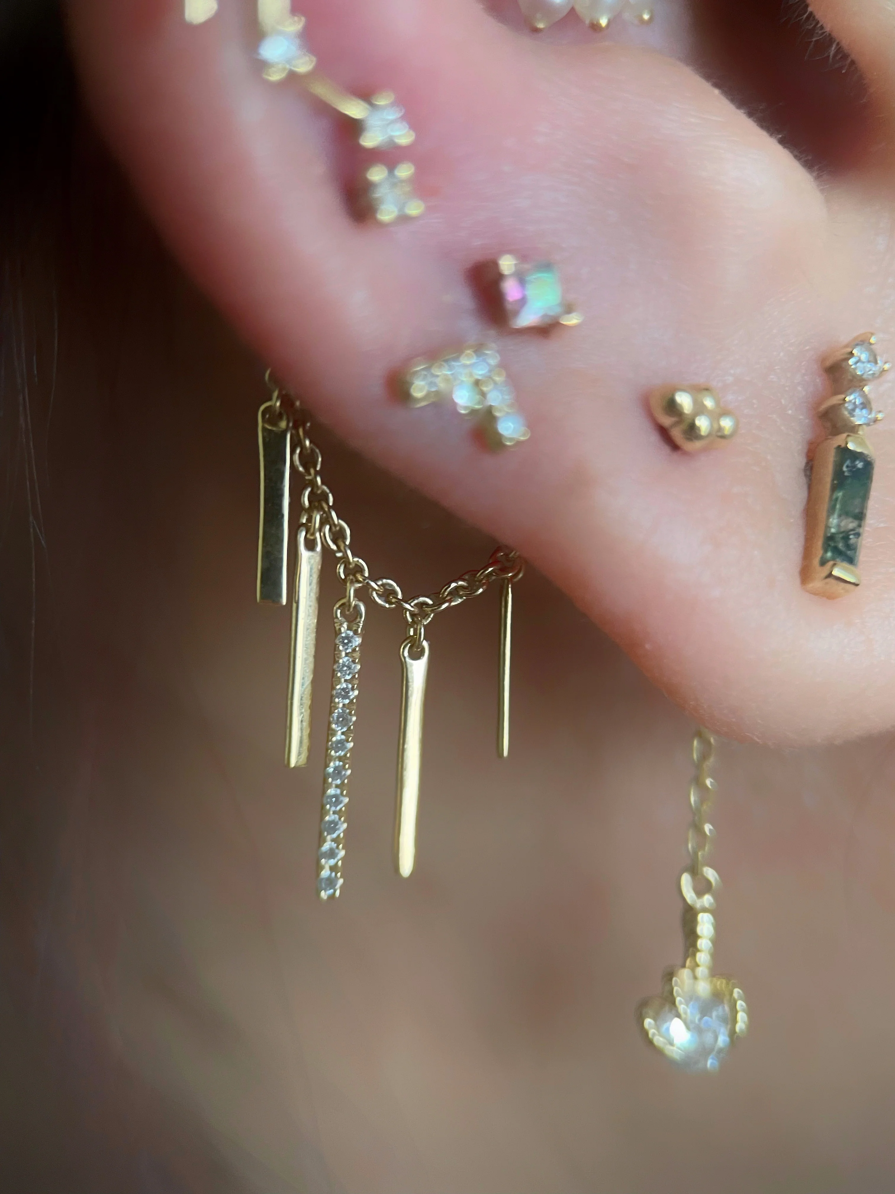 Modern Mood Chain With Dripping Gold Bars - Image 3