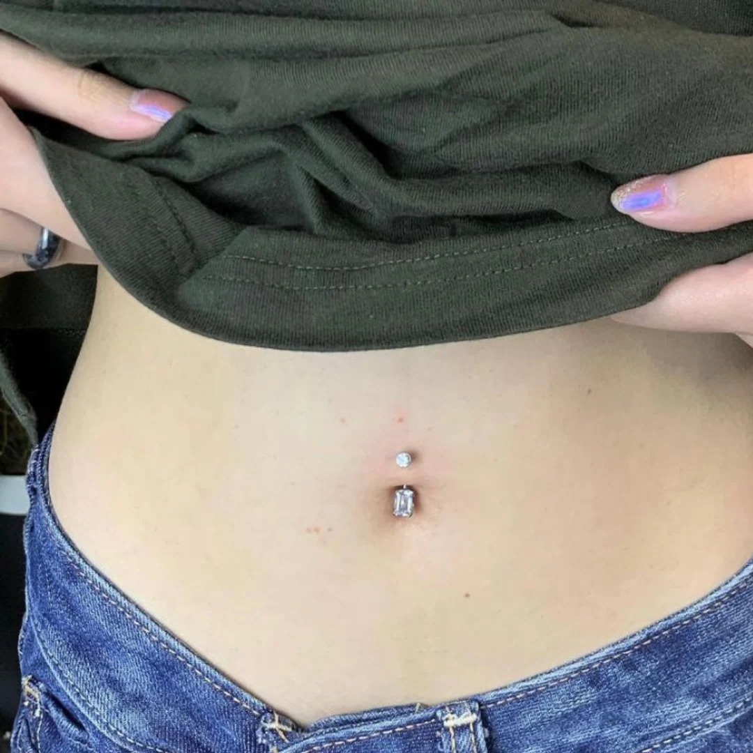 Navel Piercing - Image 3