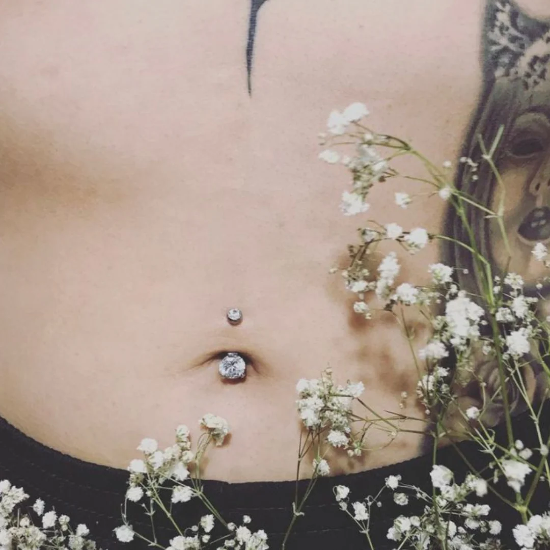 Navel Piercing - Image 4