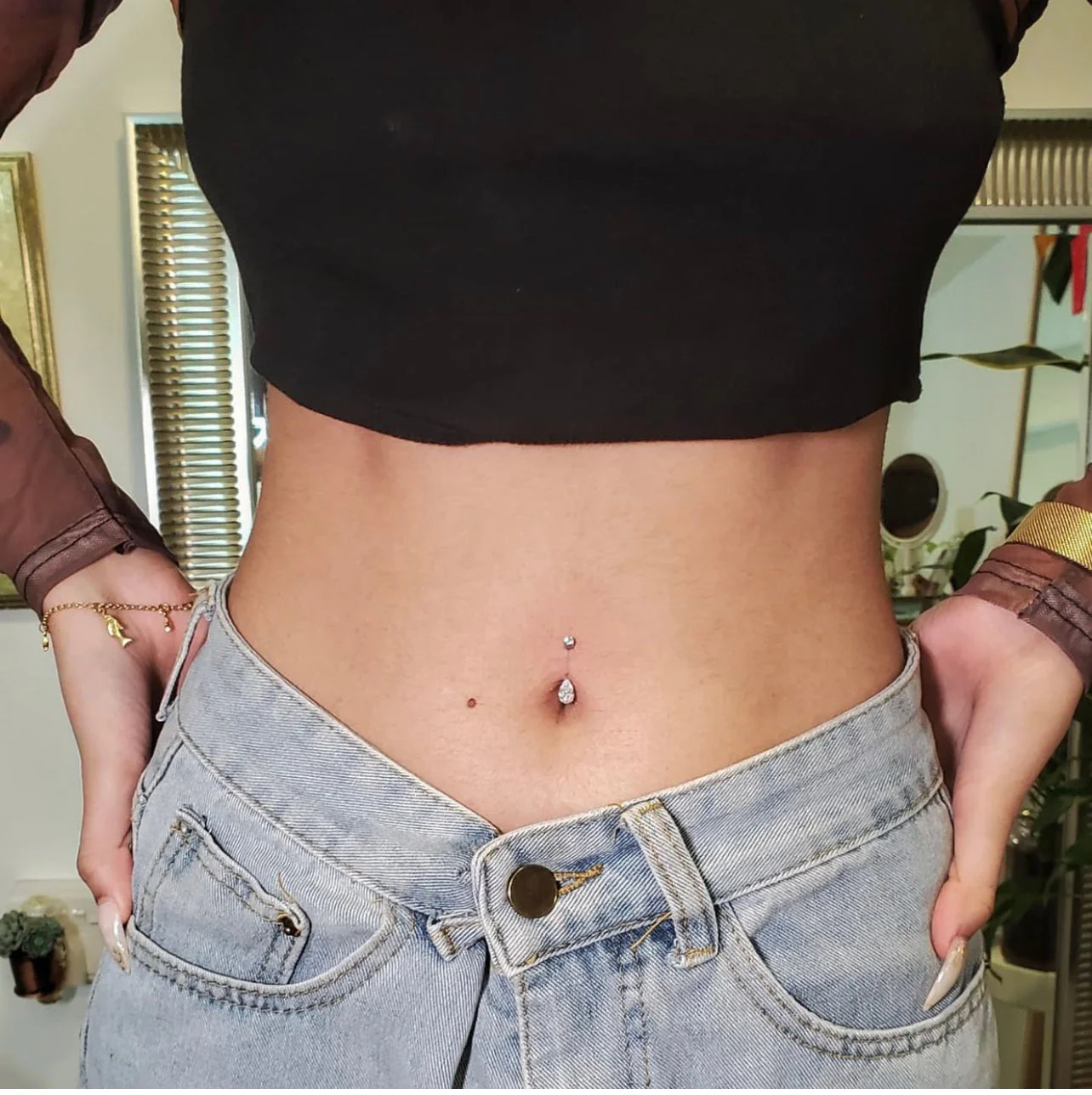 Anatometal Navel Curve Pear Cut - Image 6